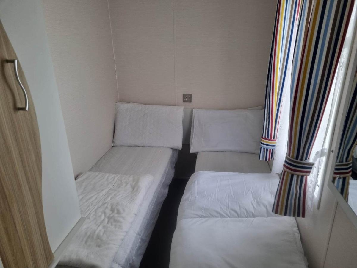 Hotel 8 Berth Caravan Pg214 Golden Palm Chapel St Leonards Exterior foto